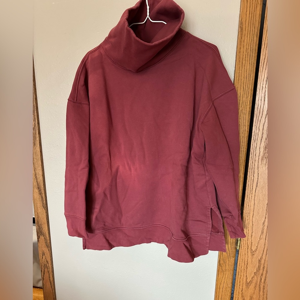 Athleta 24/7 funnel neck sweatshirt